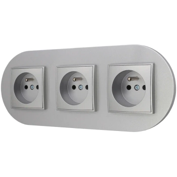 Trzy gniazda pojedyncze z ramką okrągłą seria MINI kolor srebrny