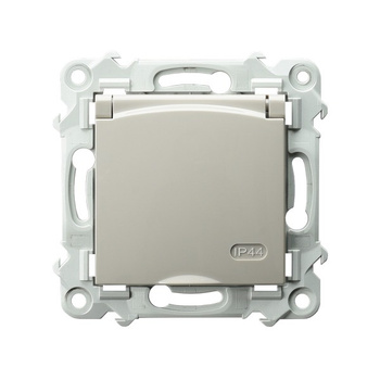 Gniazdo bryzgoszczelne z uziemieniem schuko IP-44 wieczko w kolorze wyrobu, z przesłonami torów prądowych seria SZAFIR kolor Kaszmirowy beż symbol GPH-1ZSP/m/83/w