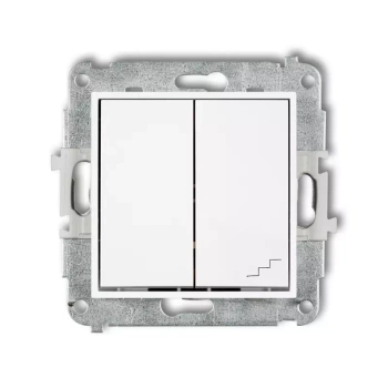 Mechanizm łącznika jednobiegunowego ze schodowym osobne zasilanie Karlik seria ICON IWP-10.2 kolor biały