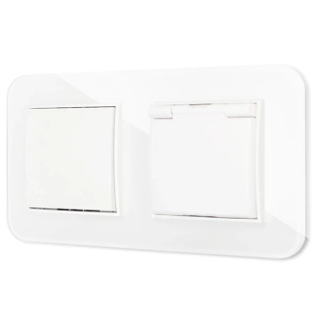 Włącznik pojedynczy z gniazdem hermetycznym z ramką zaokrągloną efekt szkła seria ICON kolor biały