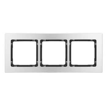 Ramka uniwersalna potrójna - aluminium szczotkowane ramka: srebrna; spód: czarny Karlik seria DECO 7-12-DRA-3 kolor srebrny