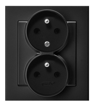 Gniazdo podwójne z uziemieniem z funkcją niezamienności faz, kompletne z ramką seria SONATA kolor Czarny metalik symbol GP-2RC/33