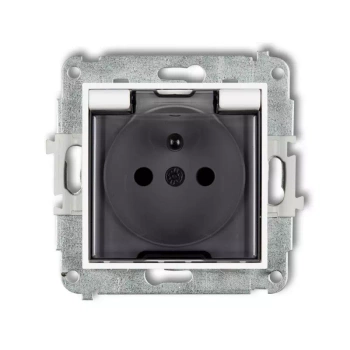 Mechanizm gniazda bryzgoszczelnego z uziemieniem 2P+Z klapka dymna, przesłony torów prądowych Karlik seria MINI 25MGPB-1zdp kolor biały mat