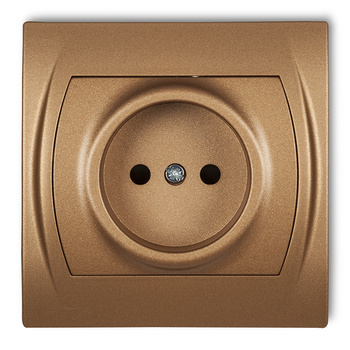 Gniazdo pojedyncze bez uziemienia 2P z przesłonami torów Karlik seria LOGO 8LGP-1p kolor złoty metalik