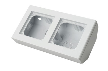 Puszka narożna do serii SONATA podwójna, wyposażona w ramkę seria SONATA kolor Biały symbol PNP-2RN/00