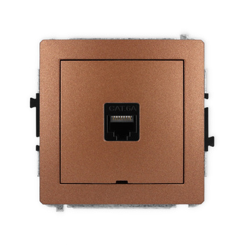 Mechanizm gniazda komputerowego pojedynczego 1xRJ45, kat. 6A, 8-stykowy, bez pola opisowego Karlik seria DECO 9DGKBO-7 kolor brązowy metalik