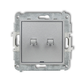 Mechanizm łącznika jednobiegunowego ze schodowym w stylu amerykańskim dwa klawisze bez piktogramów,wspólne zasilanie Karlik seria ICON 7IWPUS-10.11 kolor srebrny metalik