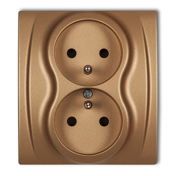 Gniazdo podwójne z uziemieniem 2x2P+Z z przesłonami torów Karlik seria LOGO 8LGP-2zp kolor złoty metalik