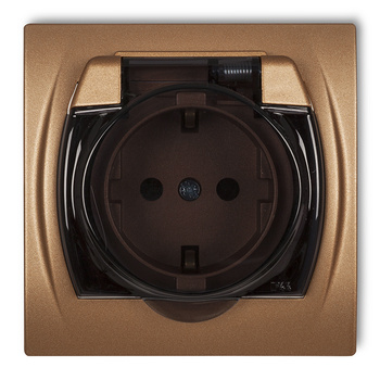 Gniazdo bryzgoszczelne z uziemieniem SCHUKO 2P+Z klapka dymna, bez przesłon torów prądowych Karlik seria LOGO 8LGPB-1sd kolor złoty metalik