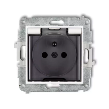 Mechanizm gniazda bryzgoszczelnego z uziemieniem 2P+Z klapka dymna, przesłony torów prądowych Karlik seria ICON 25IGPB-1zdp kolor biały mat