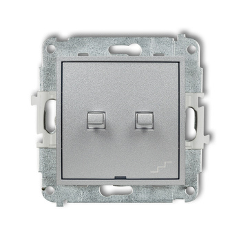 Mechanizm łącznika podwójnego schodowego w stylu amerykańskim Karlik seria ICON 7IWPUS-33 kolor srebrny metalik