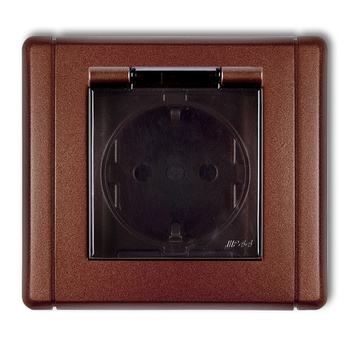 Gniazdo bryzgoszczelne z uziemieniem SCHUKO 2P+Z klapka dymna, przesłony torów prądowych Karlik seria FLEXI 9FGPB-1sdp kolor brązowy metalik