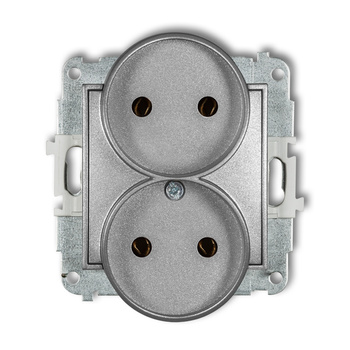 Mechanizm gniazda podwójnego do ramki bez uziemienia 2x2P bez przesłon torów prądowych Karlik seria ICON 7IGPR-2 kolor srebrny metalik