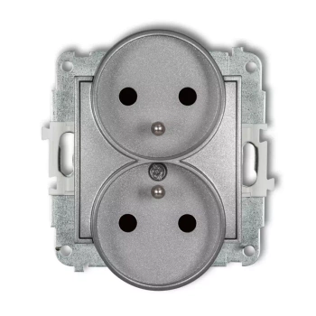 Mechanizm gniazda podwójnego do ramki z uziemieniem 2x2P+Z z przesłonami torów Karlik seria MINI 7MGPR-2zp kolor srebrny metalik