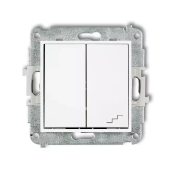 Mechanizm łącznika jednobiegunowego ze schodowym wspólne zasilanie Karlik seria ICON IWP-10.1 kolor biały