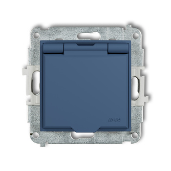 Mechanizm gniazda bryzgoszczelnego z uziemieniem 2P+Z klapka navy blue, przesłony torów prądowych Karlik seria ICON 64IGPB-1zp kolor navy blue