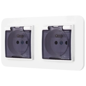 Dwa gniazda hermetyczne do łazienki z ramką zaokrągloną seria MINI kolor biały mat