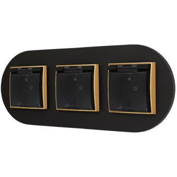 Trzy gniazda hermetyczne z ramką okrągłą seria MINI kolor czarny złoty