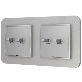 Dwa włączniki podwójne w stylu USA ramka zaokrąglona seria Mini kolor srebrny