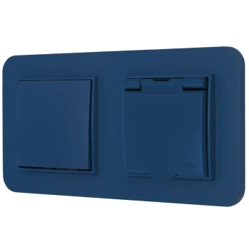 Włącznik pojedynczy z gniazdem hermetycznym z ramką zaokrągloną seria MINI kolor navy blue